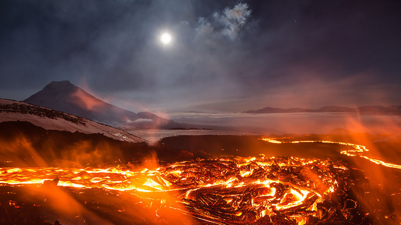 Illustration for article titled El lugar de la Tierra más parecido a Mordor: los volcanes de Kamchatka